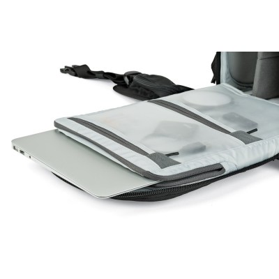 MOCHILA PROTACTIC BP AW II LOWEPRO - LP37176-PWW / LP37177-PWW