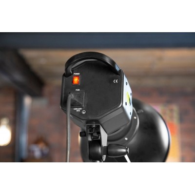 FOCO LUZ CONTINUA RAYD8 C5000 KIT DOS UNIDADES CON PIE DE ESTUDIO MANFROTTO- LLLR8035EU