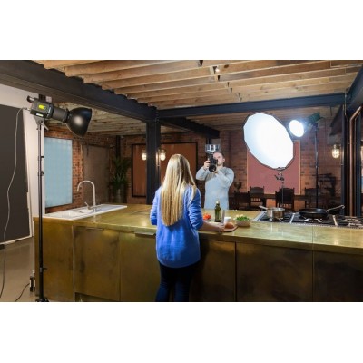 FOCO LUZ CONTINUA RAYD8 C5000 KIT DOS UNIDADES CON PIE DE ESTUDIO MANFROTTO- LLLR8035EU