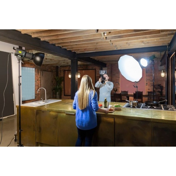 FOCO LUZ CONTINUA RAYD8 C5000 KIT DOS UNIDADES CON PIE DE ESTUDIO MANFROTTO- LLLR8035EU