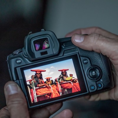 CAMARA CANON EOS R CON OBJETIVO RF 24-105 MM F4-7.1 IS STM CANON- 3075C033AA