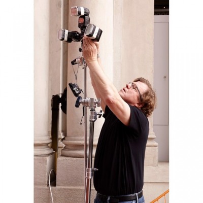 CABEZAL TRIFLASH GIRATORIO E INCLINABLE CON BLOQUEO JOE MCNALLY MANFROTTO - LLLR2457JM