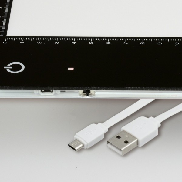 KAISER MESA DE LUZ SLIMLITE PLANO 32 X 22,8 CM.